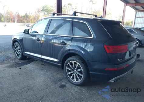 2018 Audi Q7 3.0T Premium z USA, uszkodzony, nr VIN WA1LAAF7XJD007692